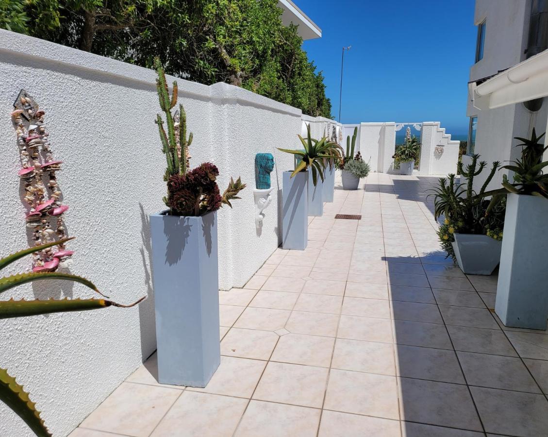 On The Beach Apartments Yzerfontein Eksteriør bilde